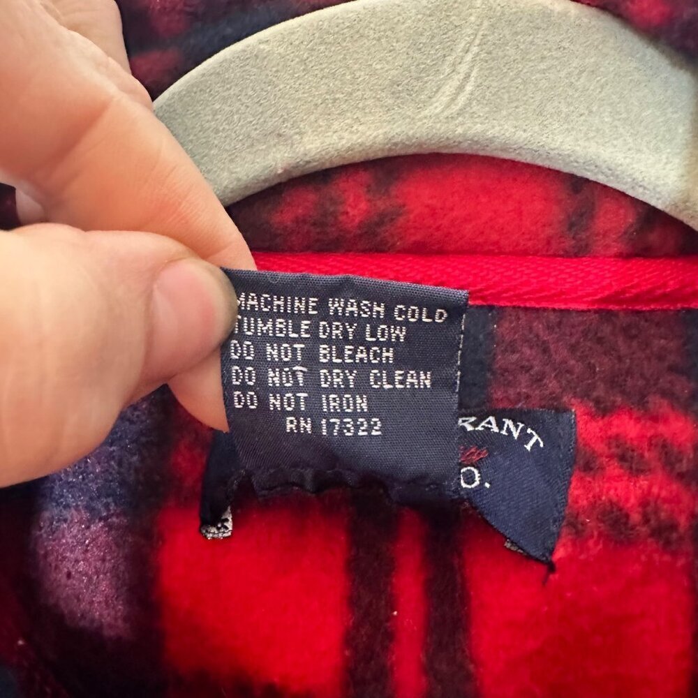 Vintage Sutter & Grant Red Plaid Pullover Fleece Men's L Half-Zip Cozy Winter - Picture 5 of 8
